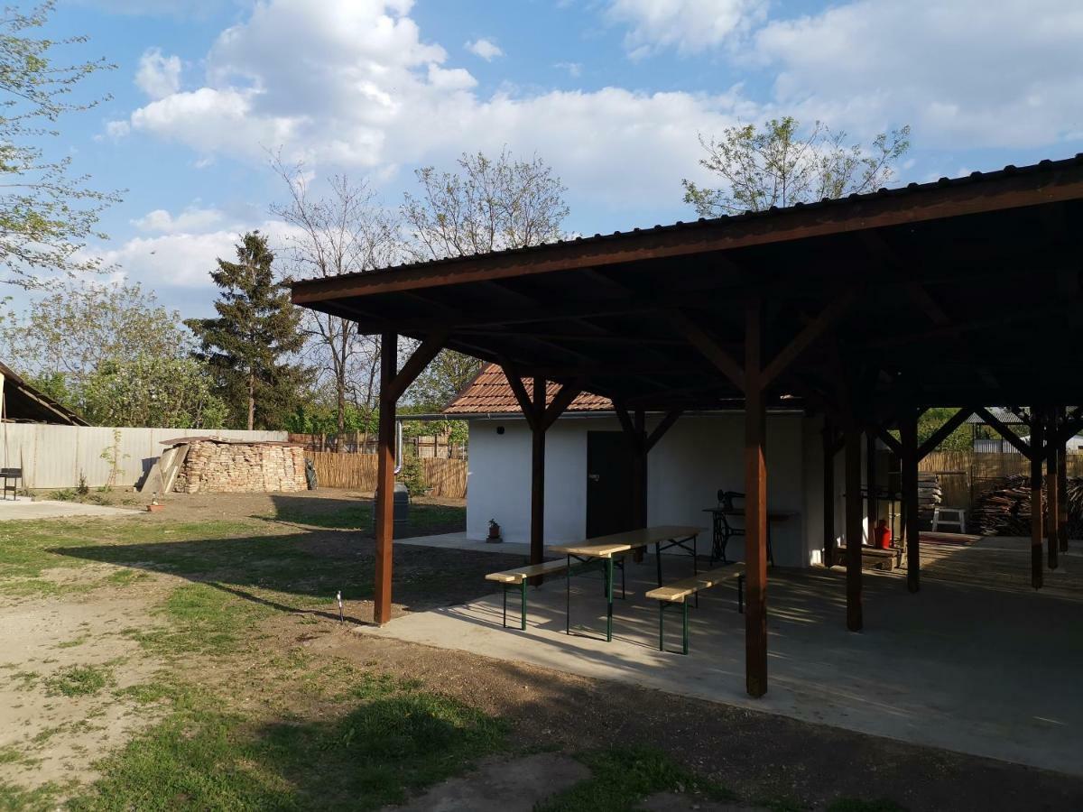 Villa Harsfak Mezokovacshaza Exterior foto